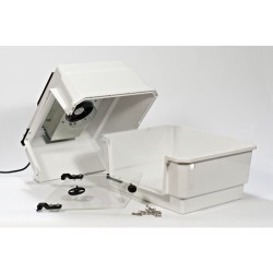 Unidad de Cuidados Intensivos / Criadora de aves TLC-40 Advance Serie II